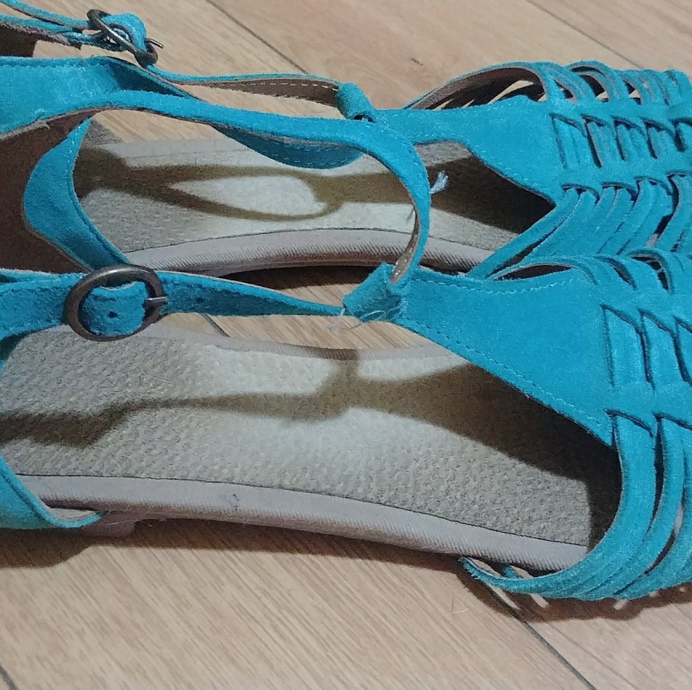 Turquoise ModCloth Leather Sandals - Picture 2 of 3